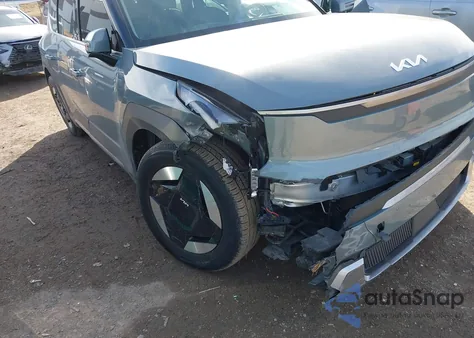 2024 Kia Ev9 Wind z USA, uszkodzony, nr VIN KNDAFFS55R6037165